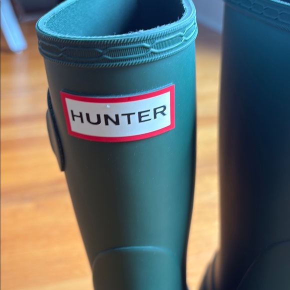 Hunter Classic Forest Green Boots | Size 8 M - Picture 3 of 9